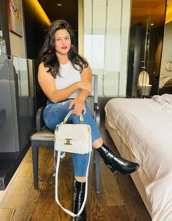 Gorgeous Guwahati Call Girl